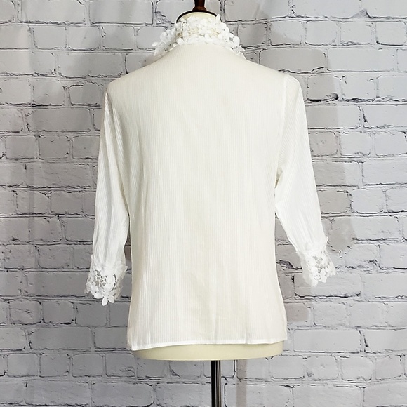 NWT 3/4 Sleeve Lightweight Lace Boho Top - Picture 6 of 8